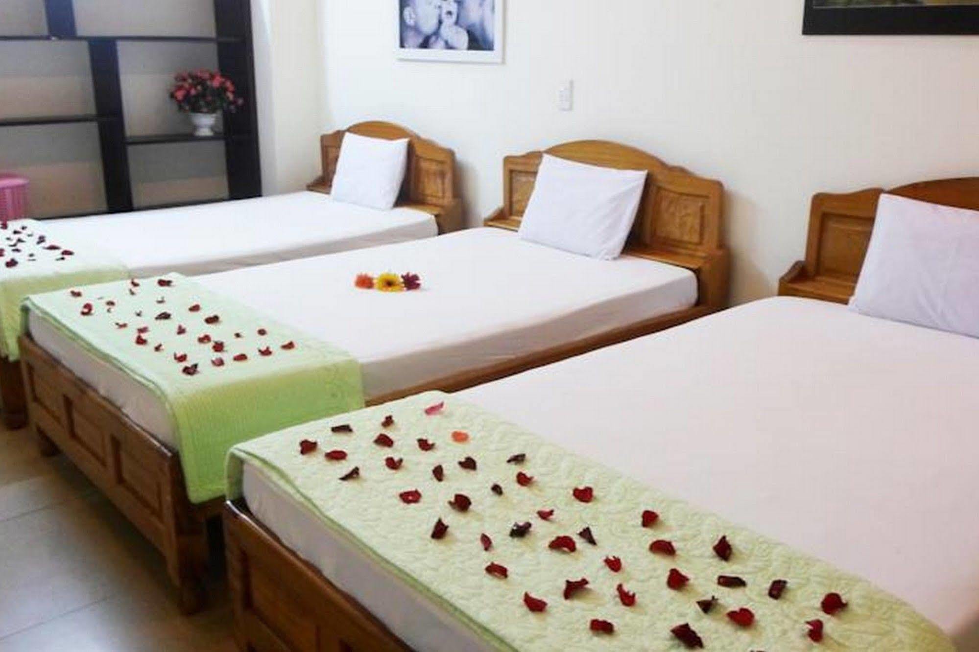 Lucky Hoi An Hotel Eksteriør billede